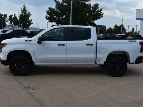 New 2026 Chevrolet Silverado 1500 Custom Trail Boss w/ LPO, Dark Essentials Package AWD/4WD image 10