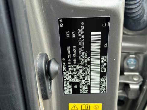 Used 2018 Lexus NX 300h AWD image 29