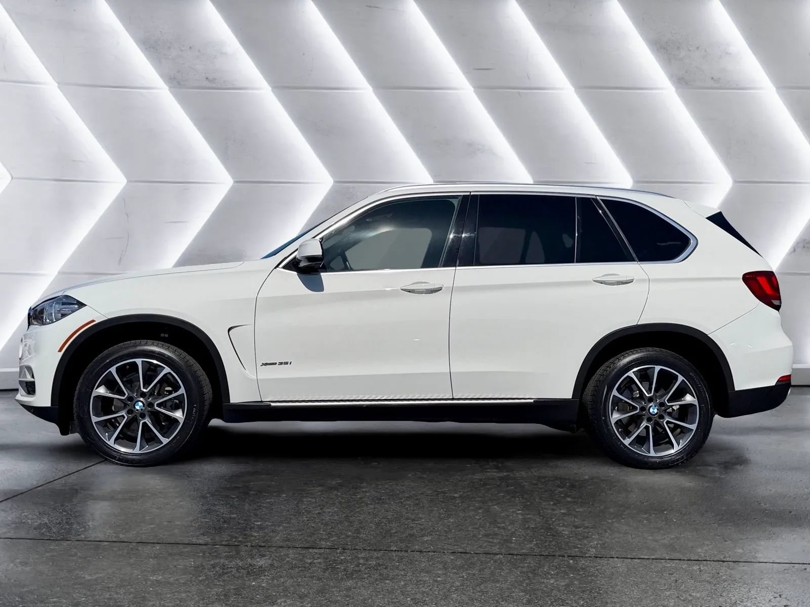 Used 2017 BMW X5 xDrive35i AWD/4WD image 5