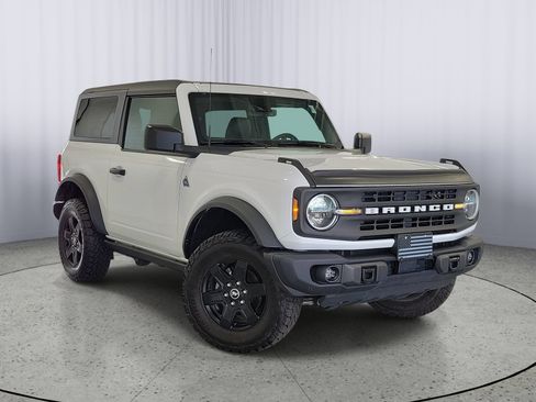 Certified 2024 Ford Bronco Black Diamond AWD/4WD image 1