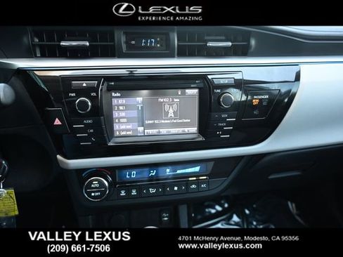 Used 2016 Toyota Corolla LE FWD image 12