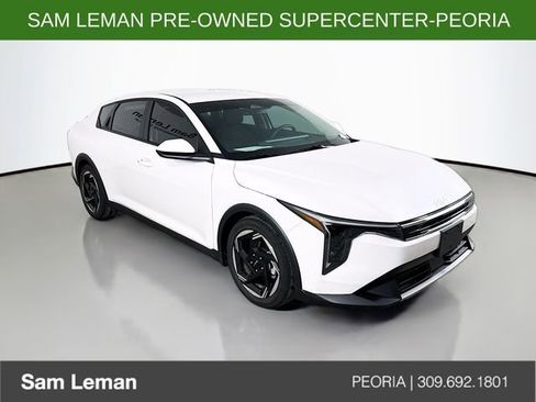 Used 2025 Kia K4 EX image 1