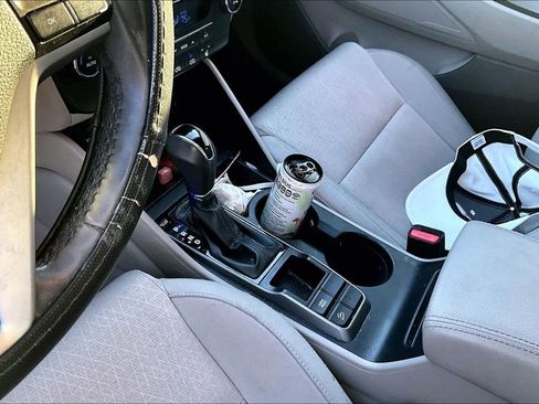 Used 2018 Hyundai Tucson Sport image 14