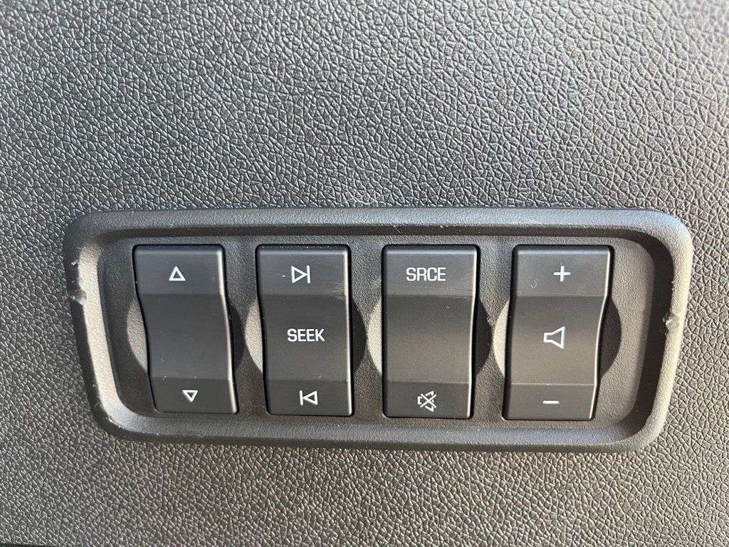 Used 2017 GMC Acadia Limited SLT FWD image 19