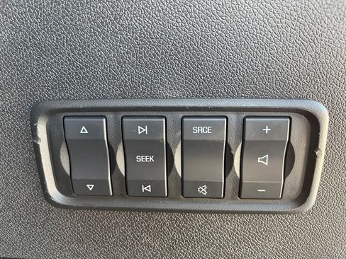 Used 2017 GMC Acadia Limited SLT image 19