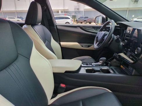 Used 2023 Lexus NX 350 AWD image 21