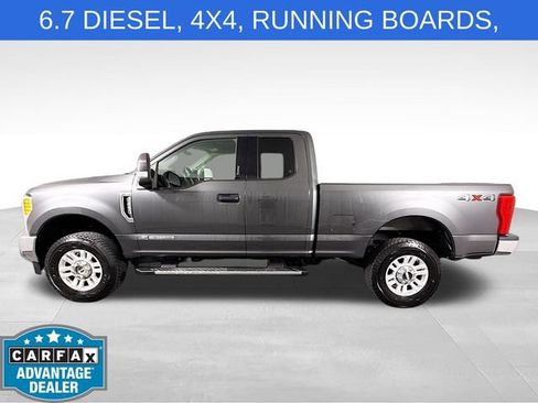 Used 2017 Ford F250 XLT w/ XLT Value Package AWD/4WD image 4