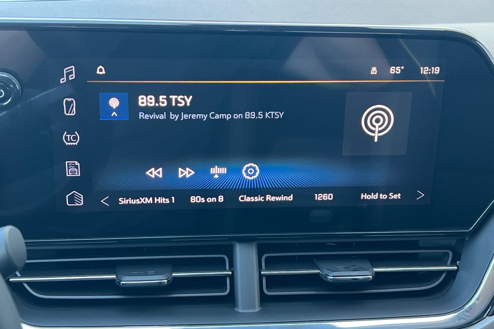 New 2026 Chevrolet Trax ACTIV w/ Driver Confidence Package FWD image 15