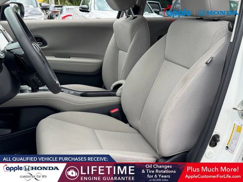 Used 2018 Honda HR-V EX image 7