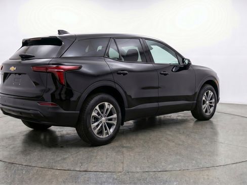 Used 2025 Chevrolet Equinox LT FWD image 9