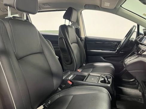 Used 2025 Honda Odyssey Touring image 10