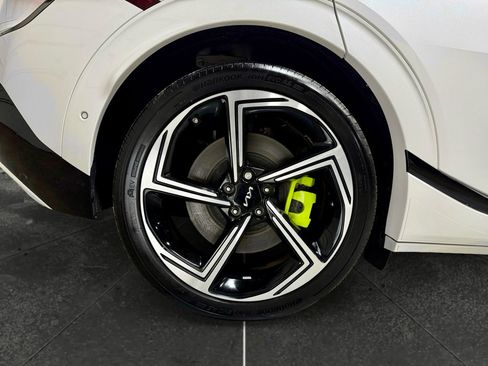 Used 2024 Kia EV6 GT AWD/4WD image 40