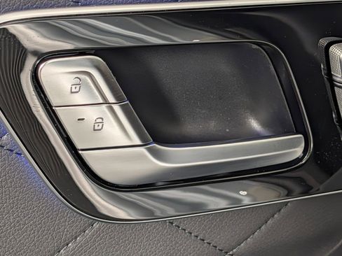 Used 2025 Mercedes-Benz S 580 4MATIC Sedan image 26