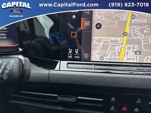 Used 2024 Volkswagen Golf R image 29