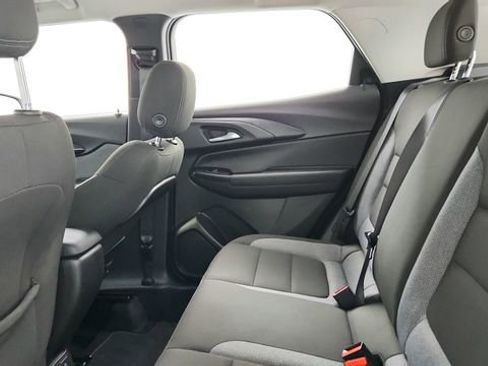 Used 2022 Chevrolet TrailBlazer LT w/ Convenience Package image 22