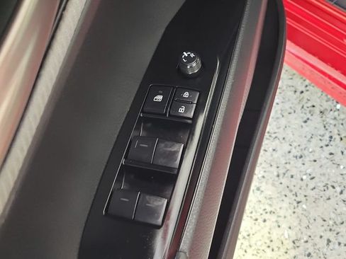 Used 2025 Toyota Camry SE FWD image 22