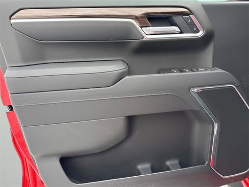 New 2026 Chevrolet Silverado 1500 LT image 18