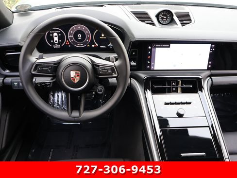 Used 2026 Porsche Panamera image 19