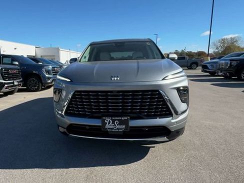 New 2026 Buick Enclave Avenir w/ Super Cruise Package image 3