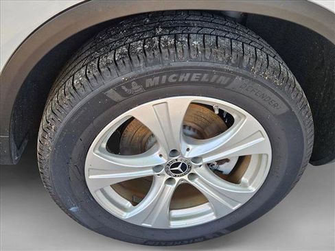 Used 2018 Mercedes-Benz GLC 300 4MATIC image 13