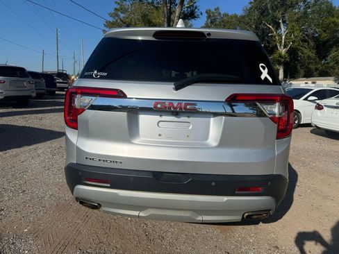 Used 2020 GMC Acadia SLT FWD image 4
