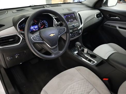 Used 2023 Chevrolet Equinox LT image 12