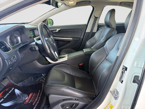 Used 2017 Volvo S60 T5 Dynamic w/ Vision Package AWD/4WD image 12