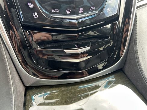 Used 2016 Cadillac Escalade ESV Platinum image 24
