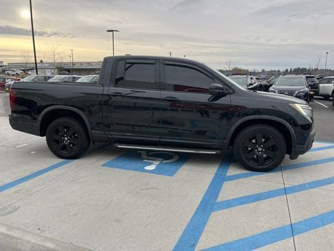 Used 2018 Honda Ridgeline Black Edition image 5