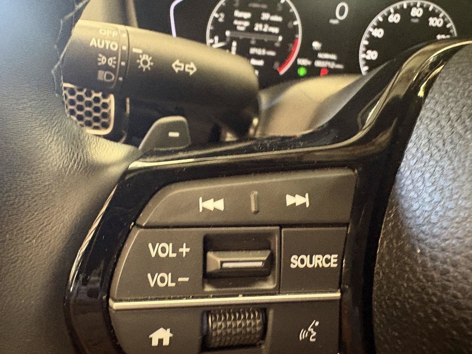 Used 2025 Honda Civic Sport image 23