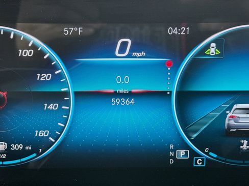 Used 2021 Mercedes-Benz GLA 250 4MATIC image 15