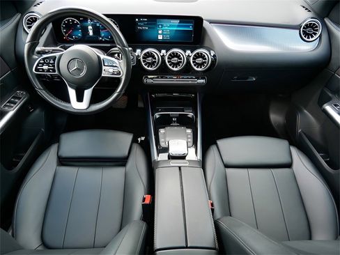 Used 2022 Mercedes-Benz GLA 250 4MATIC image 14