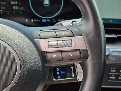 Used 2024 Hyundai Kona SEL FWD image 28