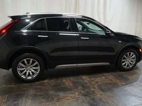 Used 2021 Cadillac XT4 Premium Luxury w/ Enhanced Visibility Package image 4
