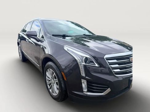 Used 2017 Cadillac XT5 Luxury w/ Driver Awareness Package FWD image 5