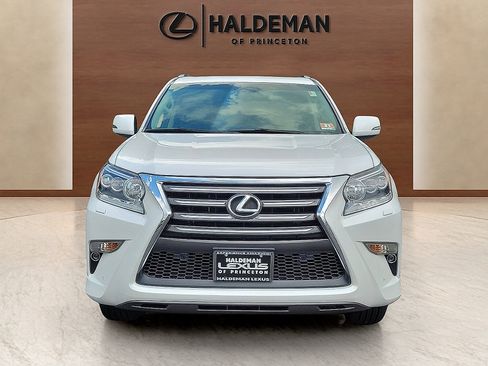 Used 2015 Lexus GX 460 w/ Premium Package AWD/4WD image 2