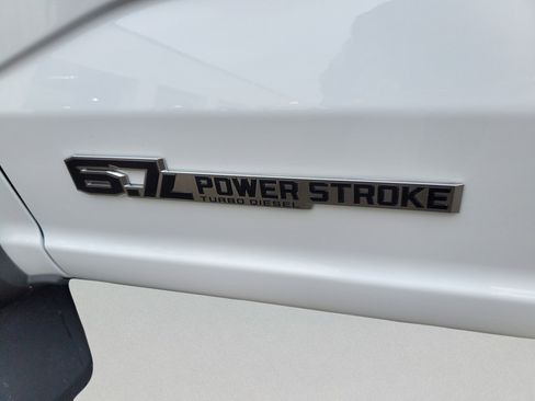 New 2025 Ford F550 4x4 Regular Cab Super Duty image 22