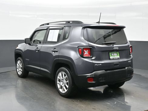 Used 2022 Jeep Renegade Latitude AWD/4WD image 5