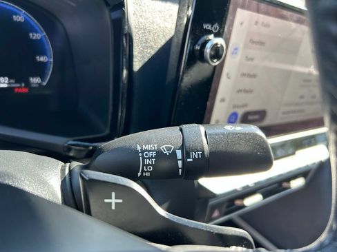 Used 2025 Toyota Camry XSE FWD image 20