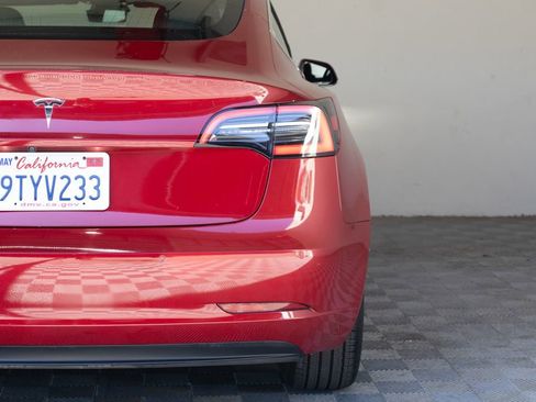 Used 2019 Tesla Model 3 Standard Range Plus RWD image 12