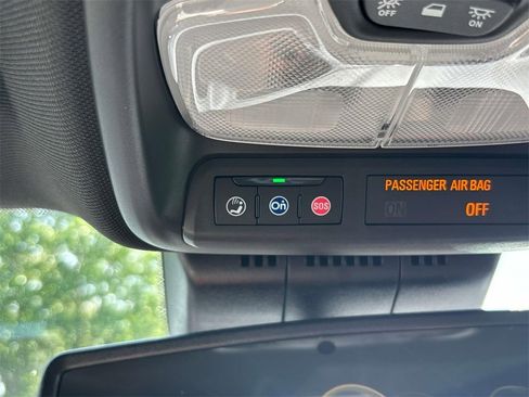 New 2025 GMC Canyon Elevation w/ Convenience Package image 12