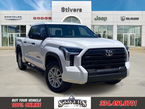 Used 2025 Toyota Tundra SR5 w/ SR5 Convenience Package AWD/4WD image 1