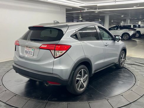 Used 2022 Honda HR-V EX image 5