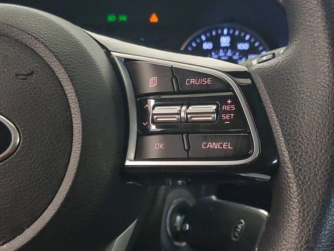 Used 2019 Kia Forte LXS FWD image 15