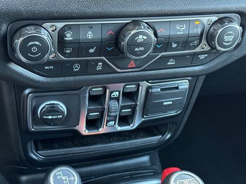 New 2026 Jeep Wrangler Unlimited Sport AWD/4WD image 19
