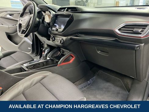 Certified 2022 Chevrolet TrailBlazer RS w/ Technology Package AWD/4WD image 37