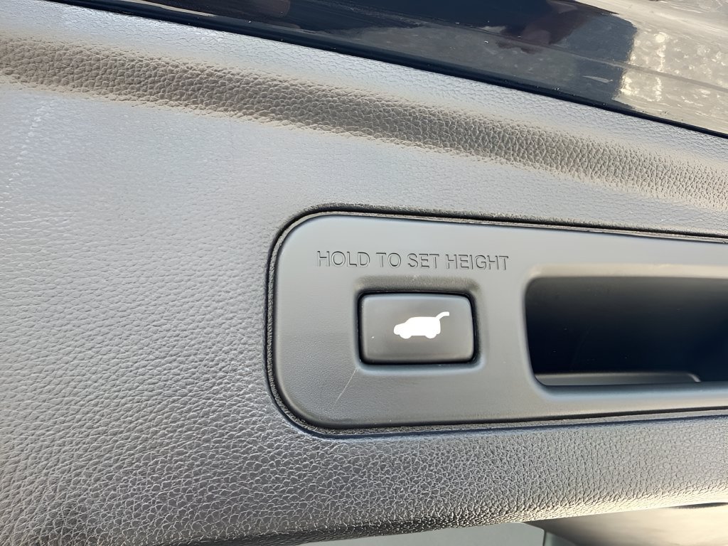 Used 2023 Acura MDX A-Spec AWD/4WD image 21
