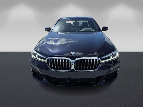 Used 2021 BMW 540i w/ M Sport Package image 2