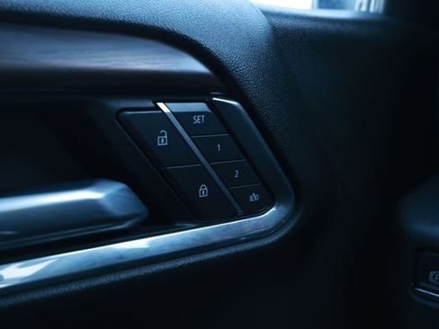 Used 2025 GMC Sierra 1500 SLT image 21