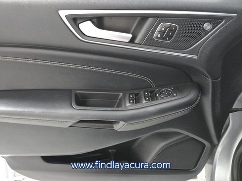 Used 2022 Ford Edge Titanium w/ Equipment Group 301A AWD/4WD image 20